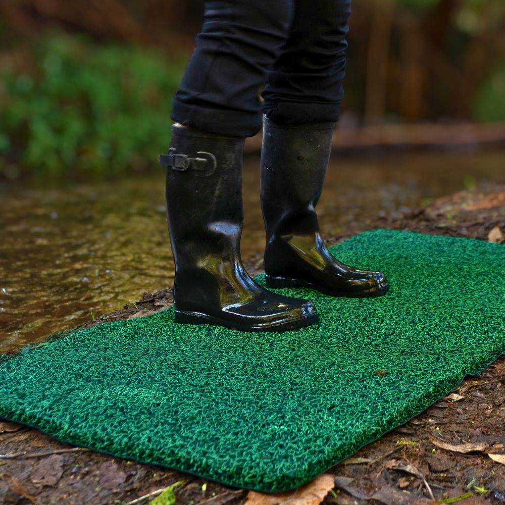 Snug Step Mat: Ultra-Thick Dirt-Trapping Mat for Door, Tent, Caravan